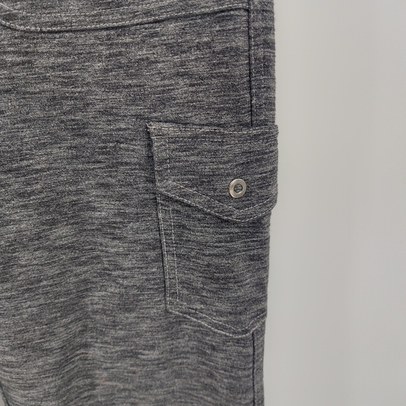 Kuhl Gray Mova Cargo Straight Leg Pants Size 6 Regular - Picture 5 of 13